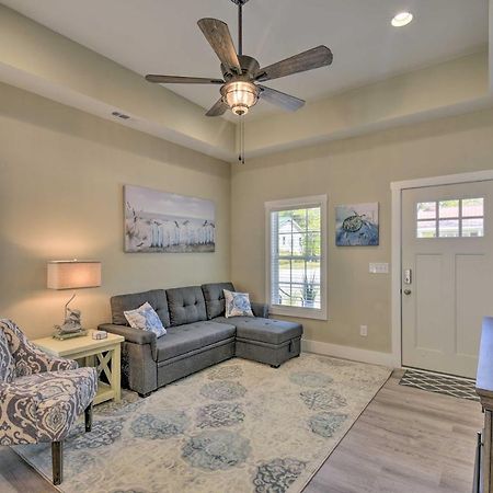 Ocean Isle Beach Home With Shared Lanai And Grill エクステリア 写真