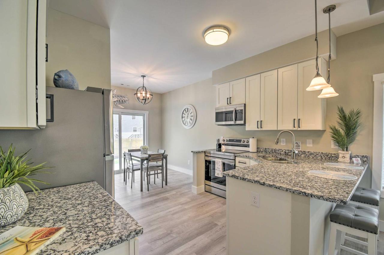 Ocean Isle Beach Home With Shared Lanai And Grill エクステリア 写真
